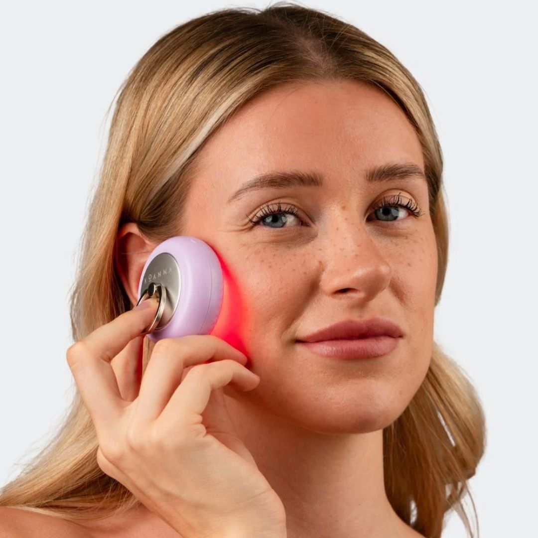 Koanna® Deepr™ ØØ5 – Red Light Face Contouring Device